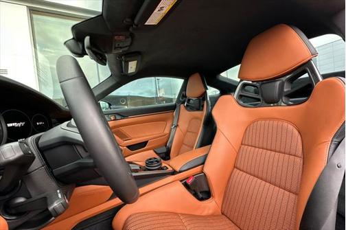 2024 Porsche 911 S/T