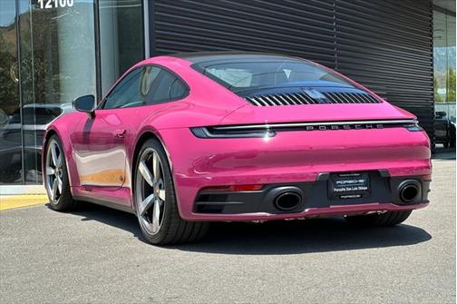 2023 Porsche 911 Carrera T