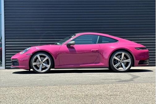 2023 Porsche 911 Carrera T