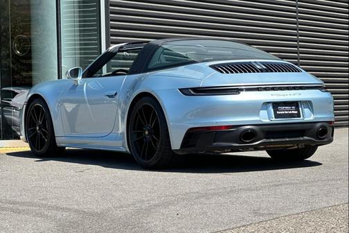 2023 Porsche 911 Targa 4 GTS