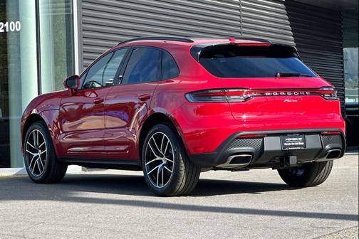 2026 Porsche Macan 