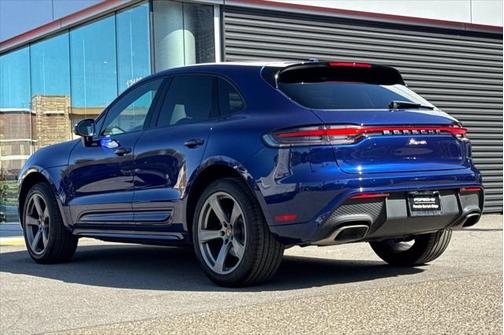 2024 Porsche Macan Base