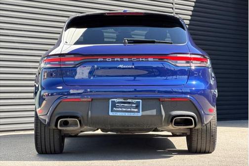 2024 Porsche Macan Base