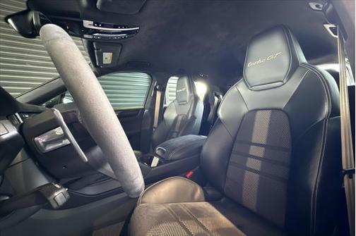 2023 Porsche Cayenne Turbo GT