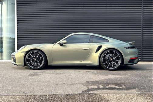 2021 Porsche 911 Turbo S