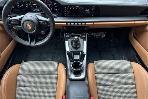 2022 Porsche 911 GT3 w/Touring Package