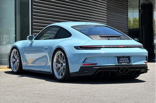 2022 Porsche 911 GT3 w/Touring Package