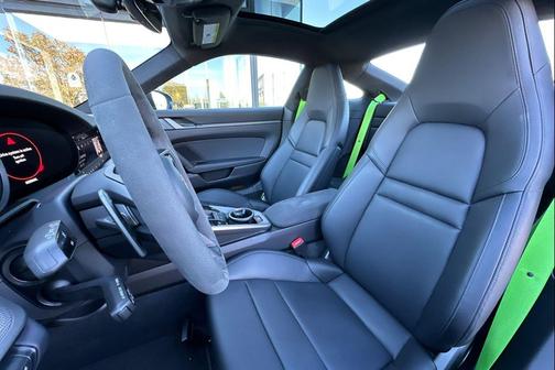 2023 Porsche 911 Carrera