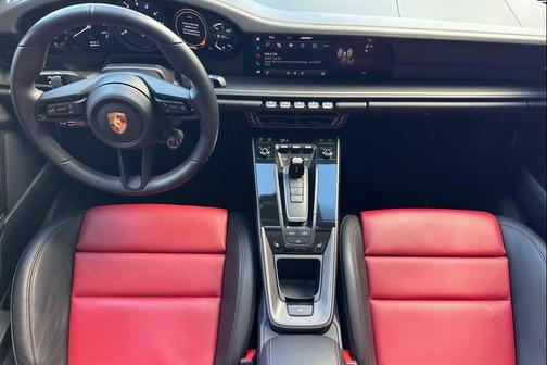 2023 Porsche 911 Carrera 4 GTS