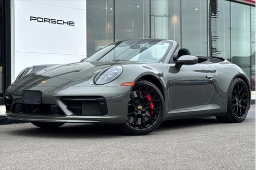 2022 Porsche 911 Carrera 4 GTS