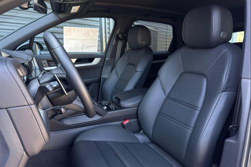 2024 Porsche Cayenne Cayenne