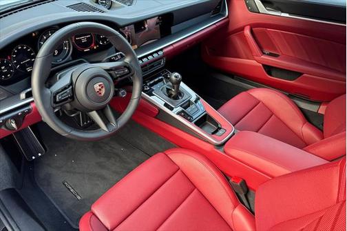 2024 Porsche 911 Targa 4 GTS