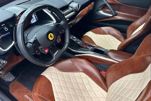 2023 Ferrari 812 GTS Base