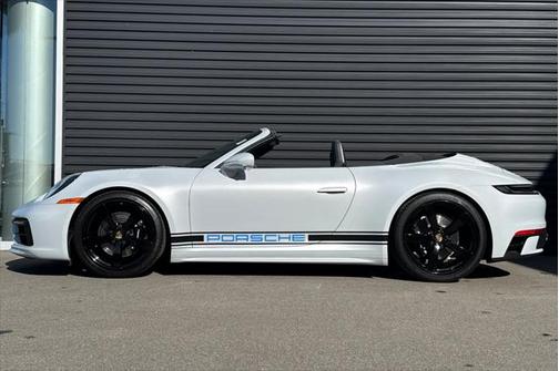 2023 Porsche 911 Carrera S