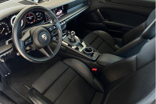 2023 Porsche 911 GT3 w/Touring Package