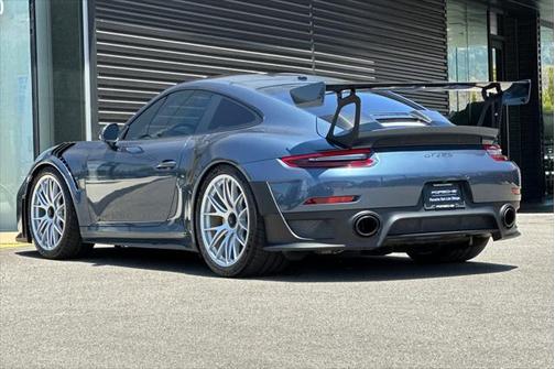 2018 Porsche 911 GT2 RS