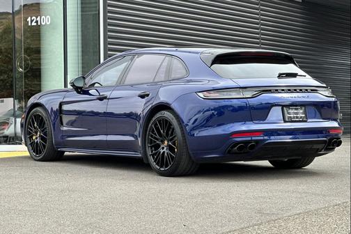 2022 Porsche Panamera Turbo S
