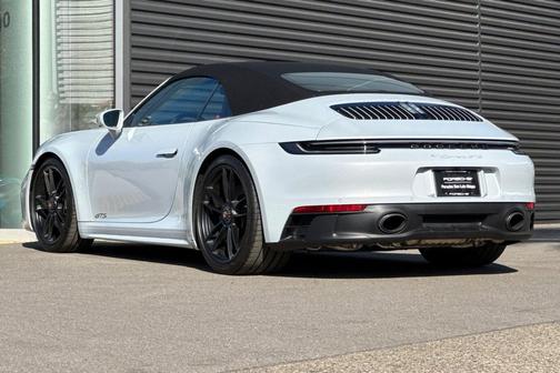 2024 Porsche 911 Carrera GTS