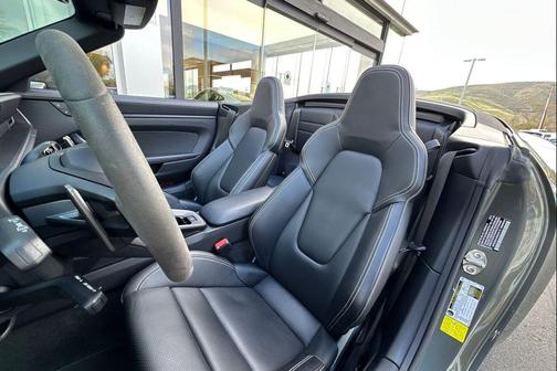 2022 Porsche 911 Carrera GTS