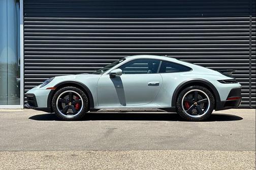 2024 Porsche 911 Dakar