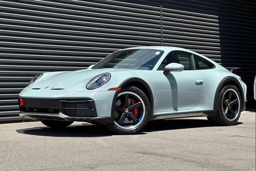2024 Porsche 911 Dakar