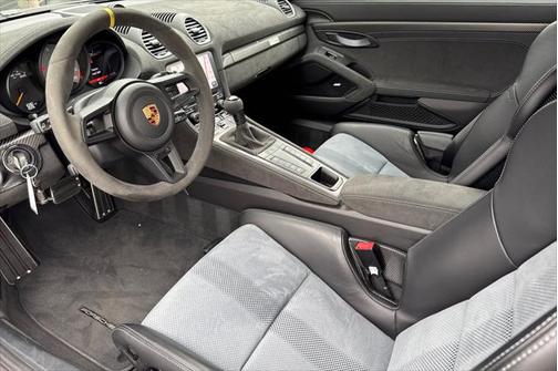 2023 Porsche 718 Cayman GT4 RS