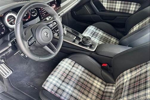 2025 Porsche 911 Turbo