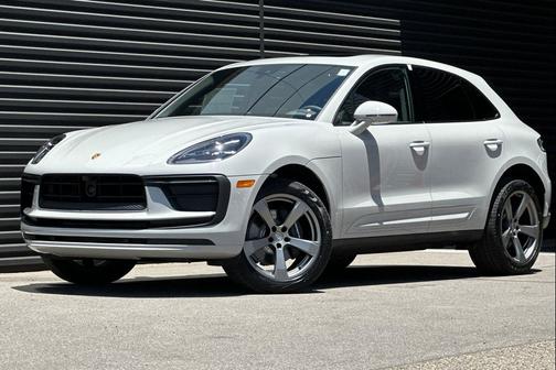 2025 Porsche Macan T