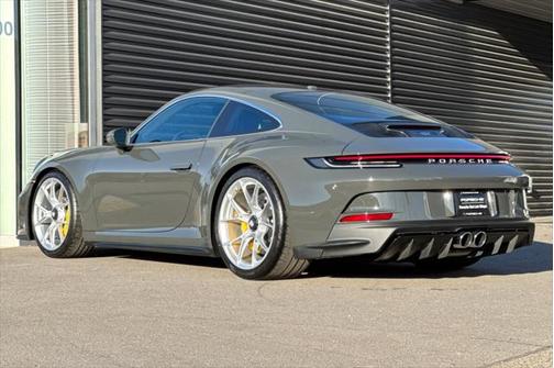 2022 Porsche 911 GT3 w/Touring Package