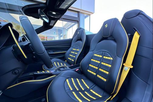 2023 Ferrari F8 Spider Base