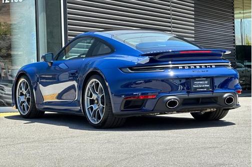 2022 Porsche 911 Turbo S
