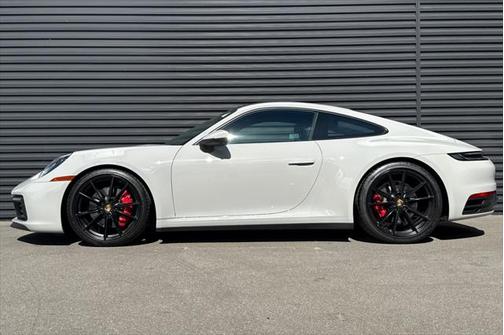 2022 Porsche 911 Carrera 4S