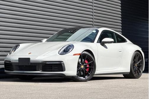 2022 Porsche 911 Carrera 4S