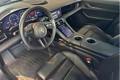 2020 Porsche Taycan Turbo