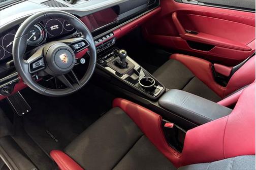 2022 Porsche 911 GT3 w/Touring Package