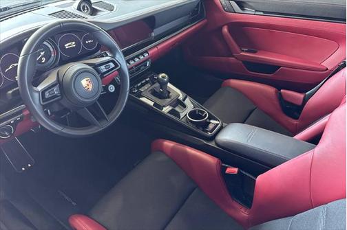 2022 Porsche 911 GT3 w/Touring Package