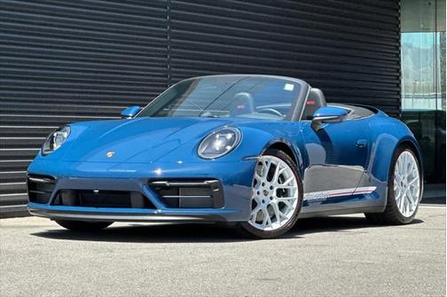 2023 Porsche 911 Carrera 4 GTS