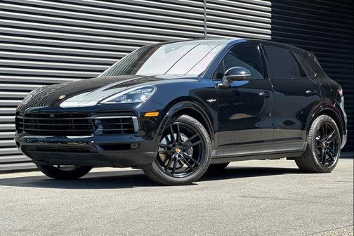 2020 Porsche Cayenne E-Hybrid