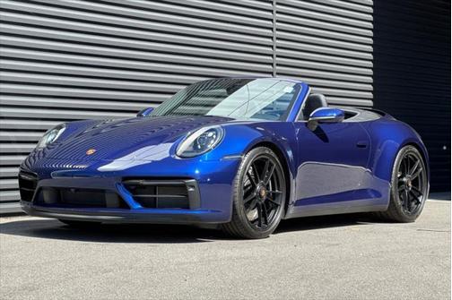 2023 Porsche 911 Carrera GTS