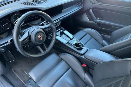 2023 Porsche 911 Carrera GTS