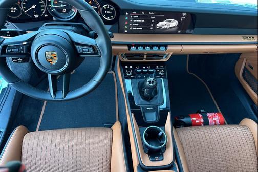 2024 Porsche 911 S/T