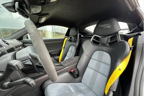 2023 Porsche 718 Cayman GT4 RS