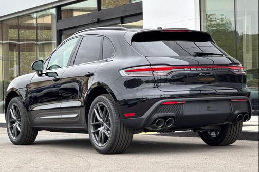 2025 Porsche Macan T