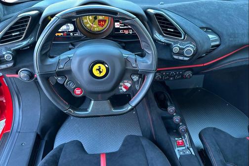 2019 Ferrari 488 Pista Base