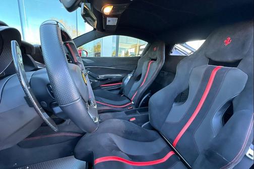 2019 Ferrari 488 Pista Base