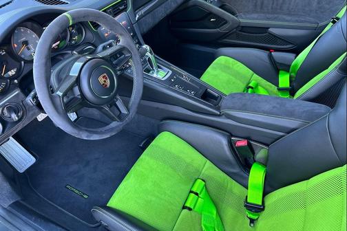 2019 Porsche 911 GT3 RS