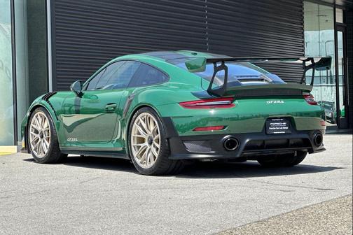 Custom Color 2018 Porsche 911 GT2 RS