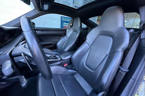 2020 Porsche 911 Carrera 4S