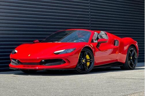 2025 Ferrari 296 GTS Base