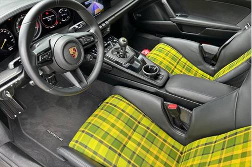 2022 Porsche 911 GT3 w/Touring Package